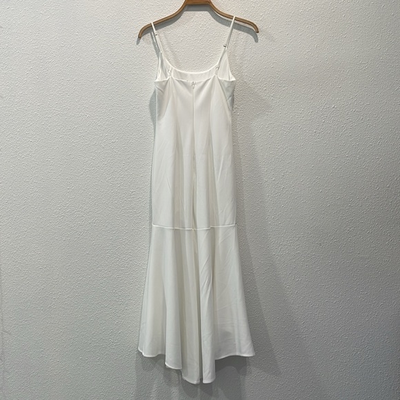 Selfie Leslie EMOJI ASYMMETRICAL HEMLINE DRESS WHITE - Picture 6 of 10